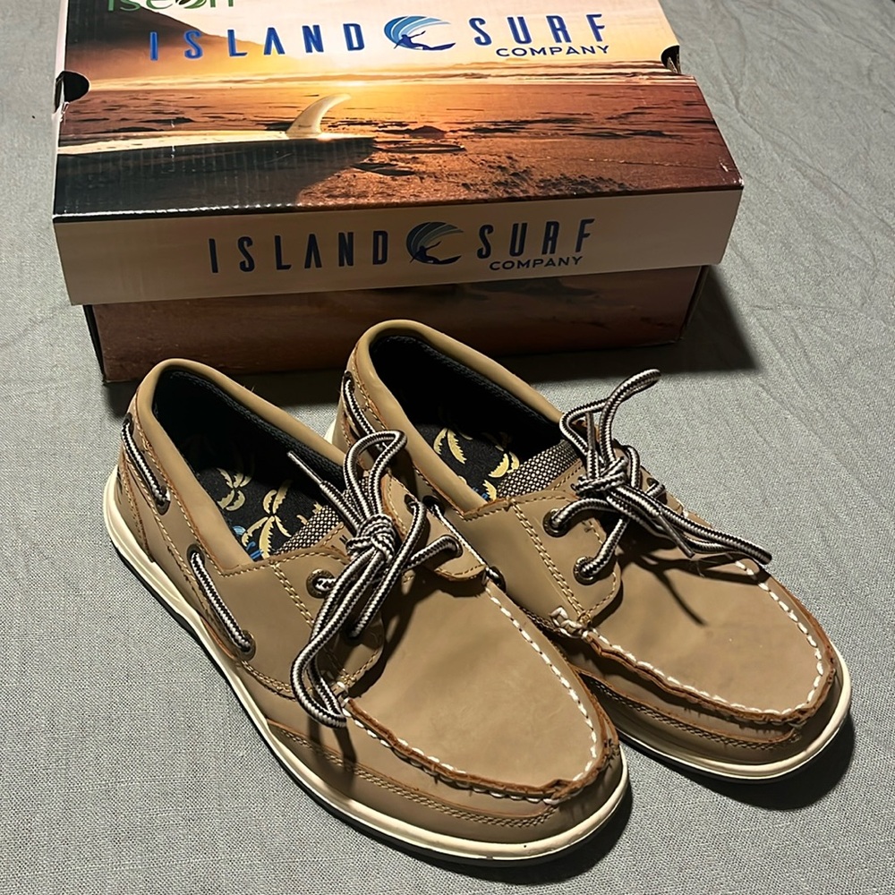 Like new Island Surf boat shoes